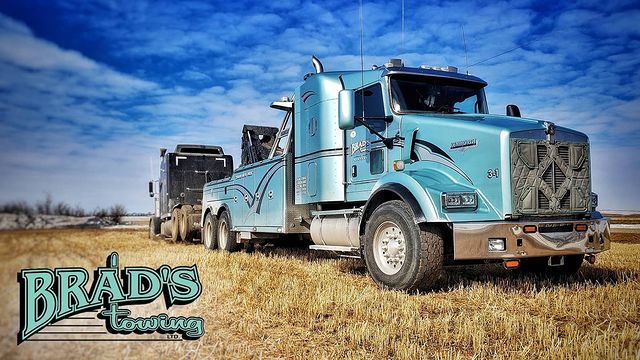 Heavy Duty Towing - Brad's Towing Ltd